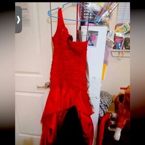 Fancy after shoulder dress